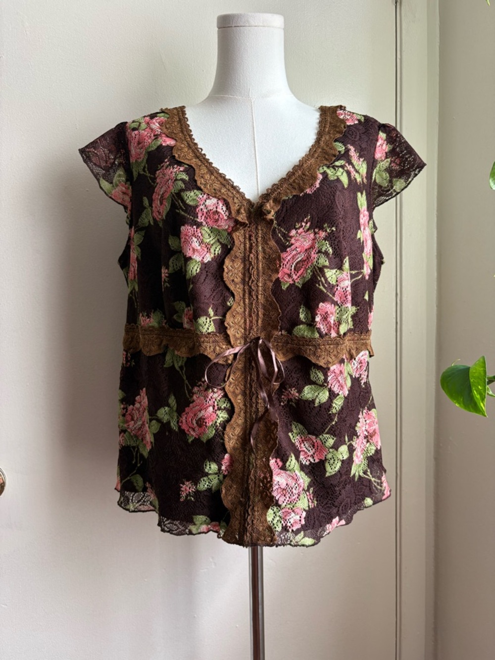 vintage 90s first option lace floral blouse